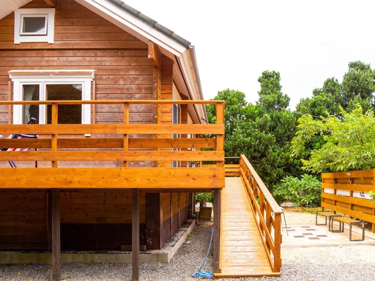 石垣島コテージakeeesi365 Ishigaki  Exterior foto